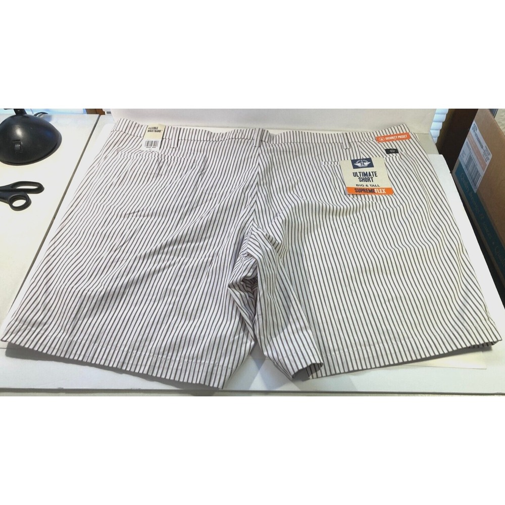 New Men's Dockers Ultimate Short Supreme Flex Shorts, Sz 52, Big & Tall - Picture 2 of 5
